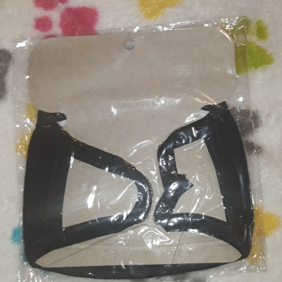 Face Masks - Picture 5 of 5